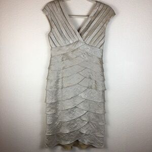 Adrianna Papell Women’s Champagne Gold Tiered Ruffle Cocktail Dress Size 4